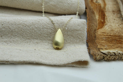 Elegant Teardrop Memorial Urn Necklace – 925 Sterling Silver Ash Holder Pendant – Custom Engraving Available
