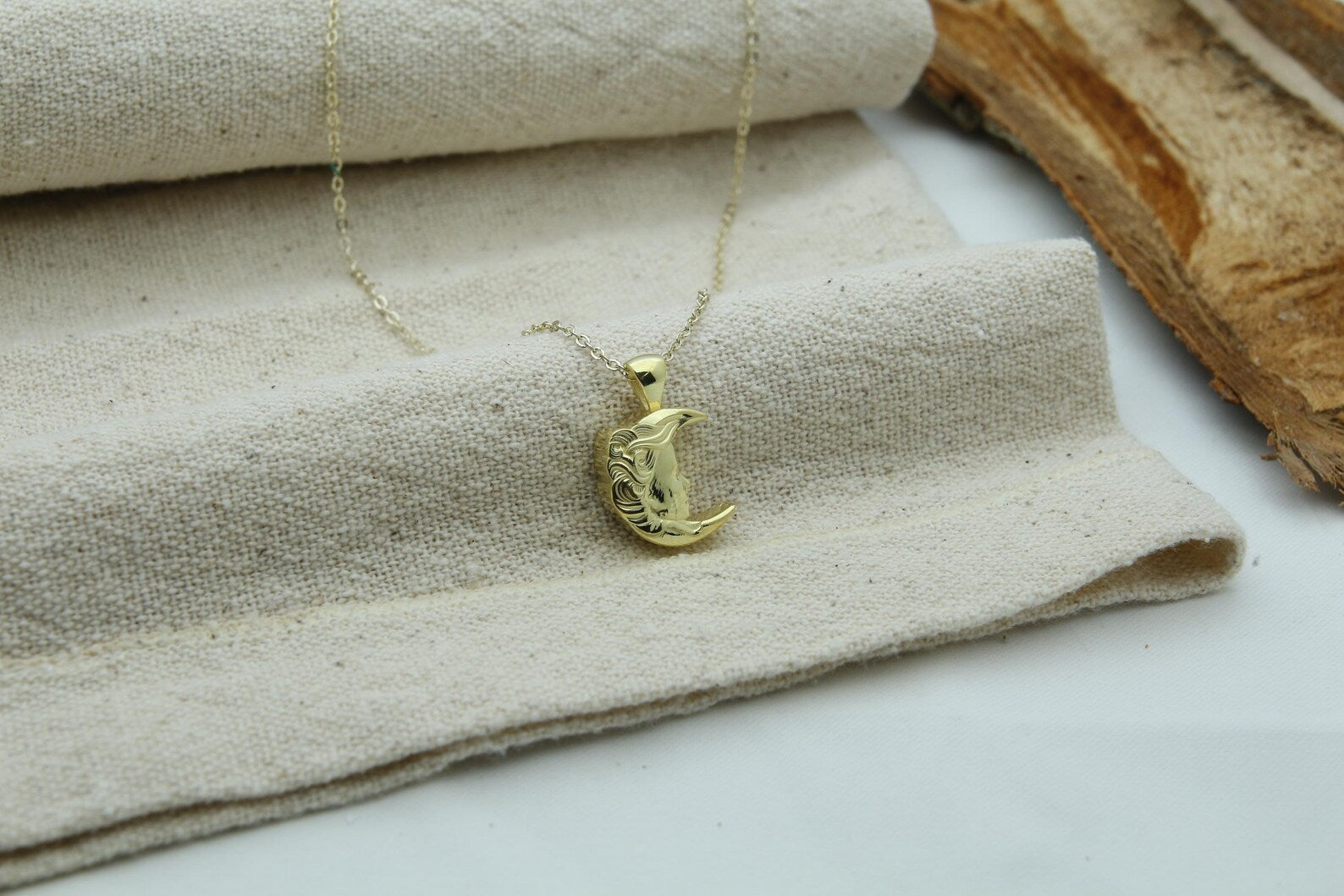 Lunar Goddess Silhouette Urn Necklace – 925 Sterling Silver Memorial Ash Pendant with Optional Engraving (16.5 mm)