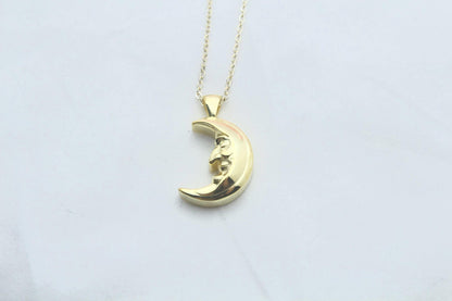 Lunar Muse Memorial Urn Necklace – 925 Sterling Silver Ash Pendant with Optional Engraving (16.5 mm)