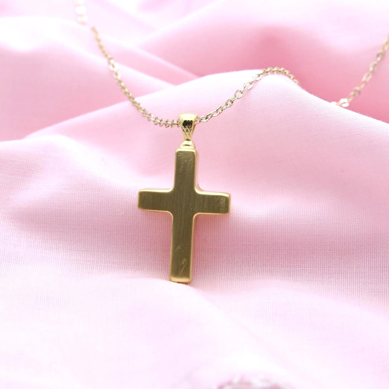 Sacred Cross Keepsake Urn Necklace – 925 Sterling Silver Ash Pendant with Optional Engraving (22 • 25 mm)