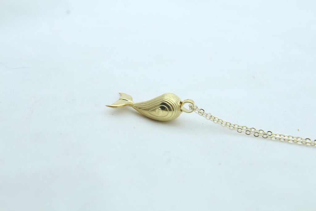 Whale Spirit Memorial Urn Necklace – 925 Sterling Silver Ash Pendant with Optional Engraving (23 mm)