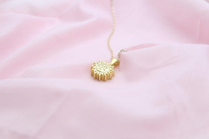 Solar Harmony Urn Necklace – 925 Sterling Silver Sun Ash Pendant with Optional Engraving (14 mm)