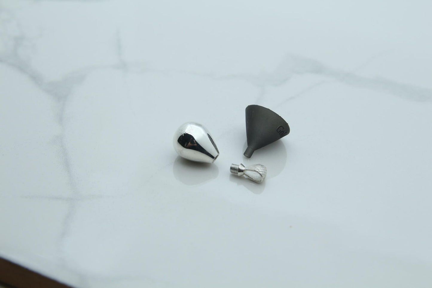 Tear Drop Urn Necklace – 925 Sterling Silver, Top-Loading Memorial Keepsake Pendant (3 Size Options)