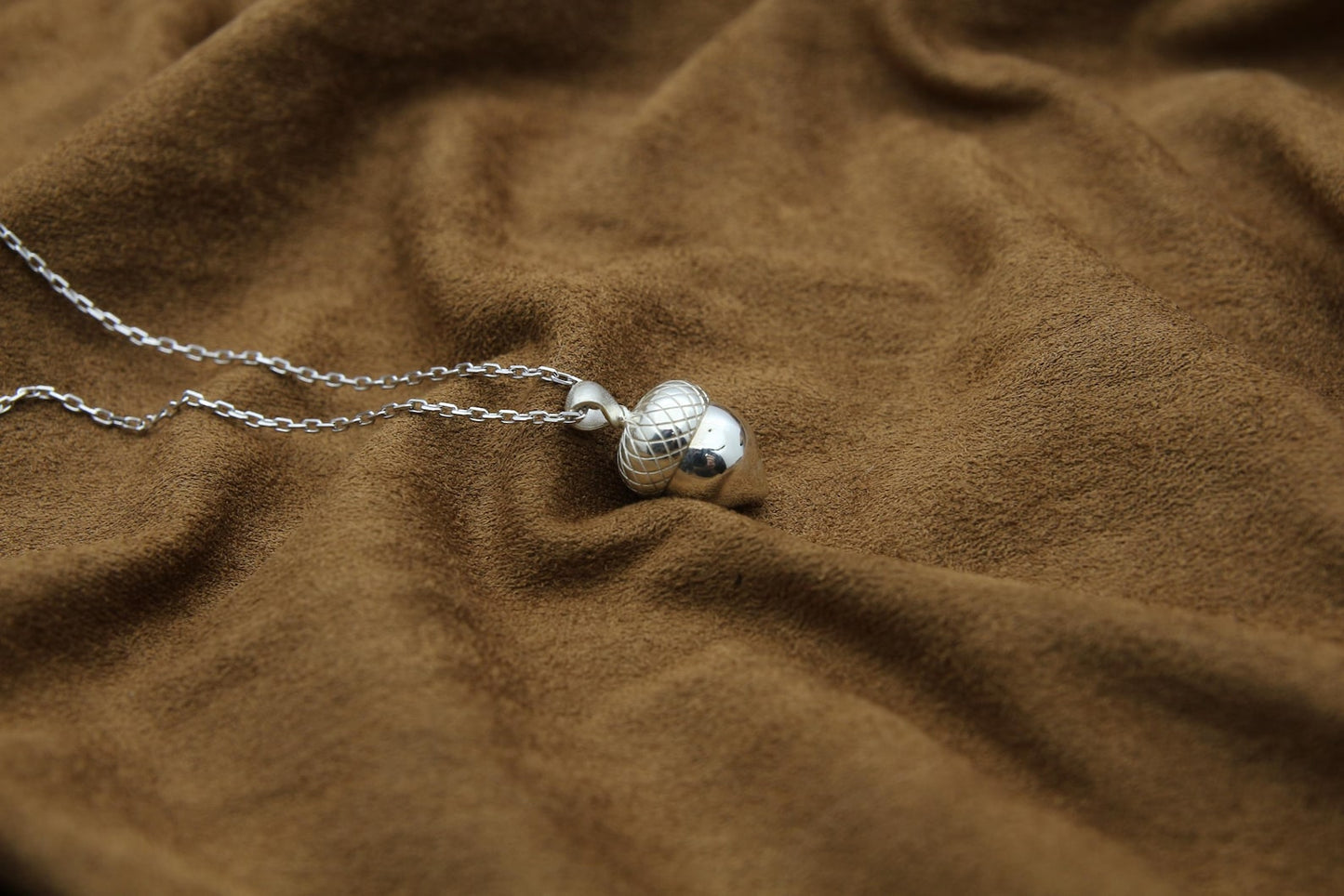 Acorn Urn Necklace – 925 Sterling Silver Memorial Keepsake Pendant (13.5 mm)