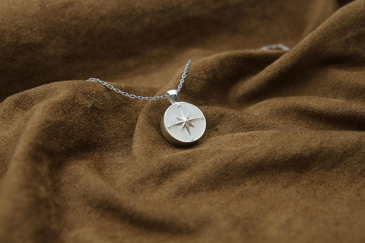 Compass Urn Necklace – 925 Sterling Silver Round Memorial Ash Pendant (15 mm)