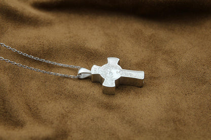 Divine Savior Urn Necklace – 925 Sterling Silver Jesus Cross Ash Pendant (24 mm)