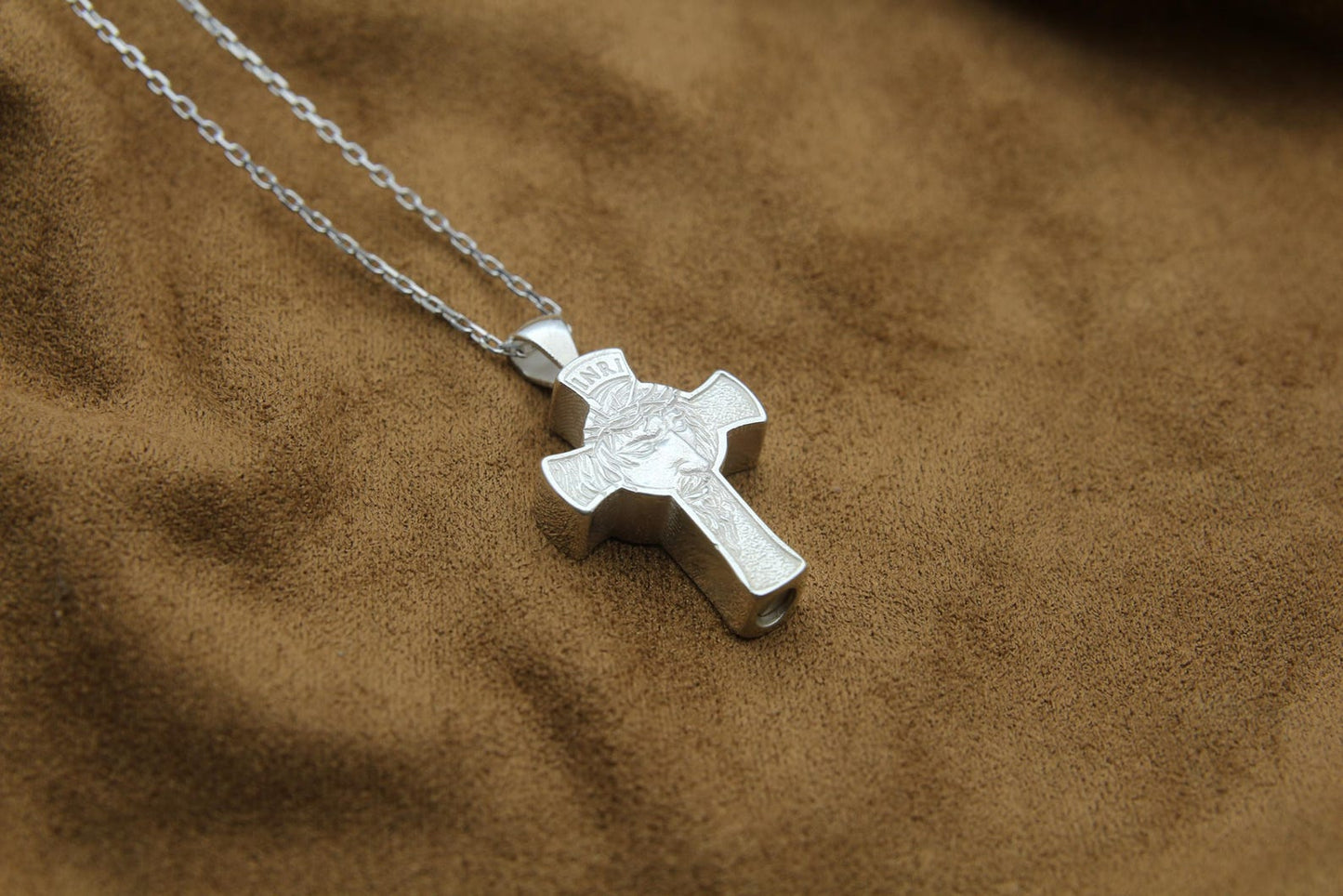 Divine Savior Urn Necklace – 925 Sterling Silver Jesus Cross Ash Pendant (24 mm)