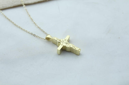 Grapevine Heritage Cross Urn Necklace – 925 Sterling Silver Ash Pendant with Optional Engraving (24 mm)