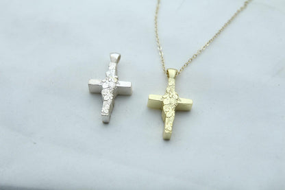 Vine Cross Memorial Urn Necklace – 925 Sterling Silver Grape Motif Ash Pendant with Optional Engraving (24 mm)