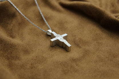 Vine Cross Memorial Urn Necklace – 925 Sterling Silver Grape Motif Ash Pendant with Optional Engraving (24 mm)