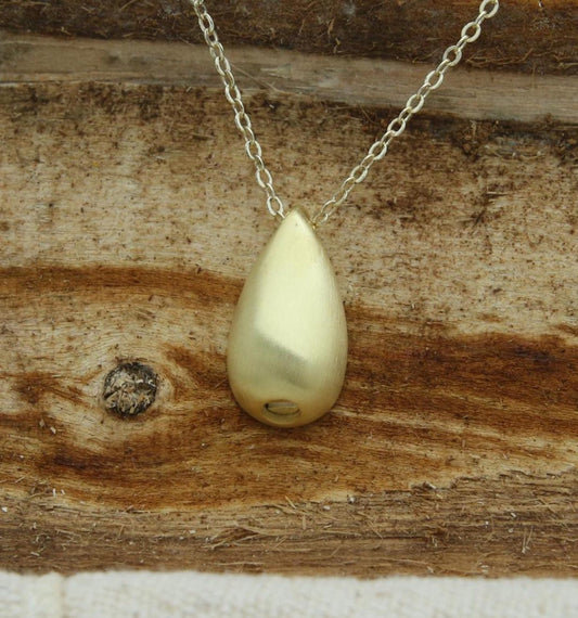 Elegant Teardrop Memorial Urn Necklace – 925 Sterling Silver Ash Holder Pendant – Custom Engraving Available