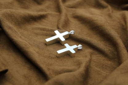Cross Urn Necklace – 925 Sterling Silver Memorial Ash Pendant with Optional Engraving