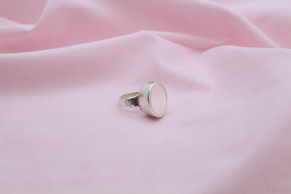 Unisex Oval Urn Ring – 925 Sterling Silver Memorial Ash Ring (15 × 12 mm)
