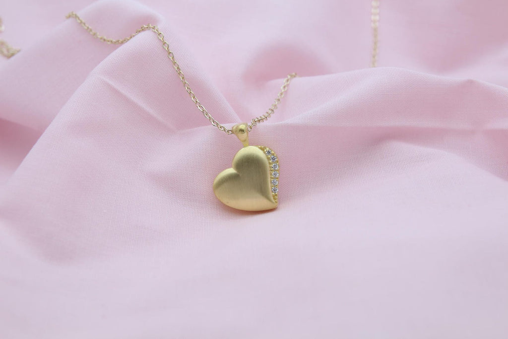Sparkling Heart Urn Necklace with Zircon Stone – Personalized Engraving Option – 925 Sterling Silver Memorial Pendant (15 mm)