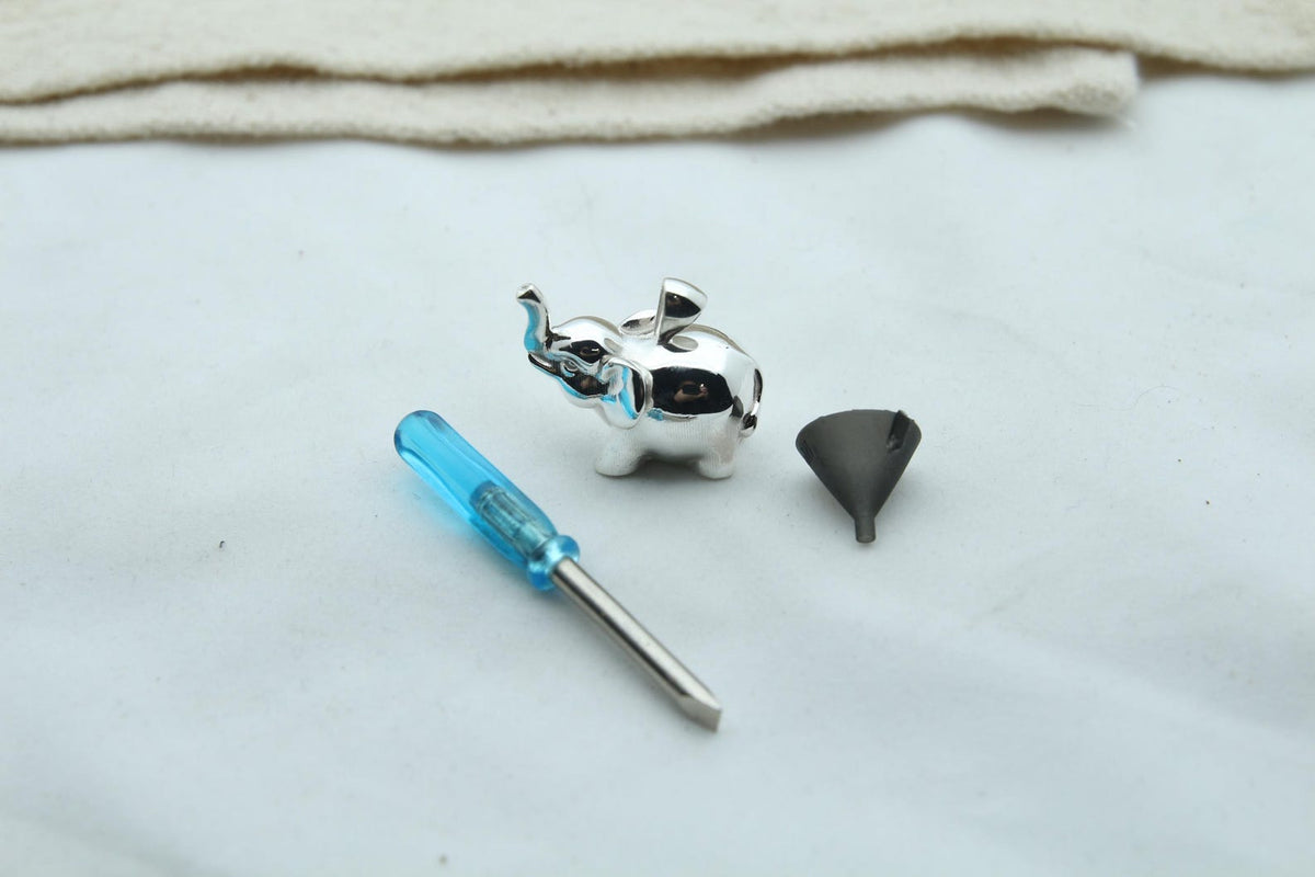 Elephant Soul Memorial Urn Necklace – 925 Sterling Silver Ash Pendant with Optional Engraving (20 mm)