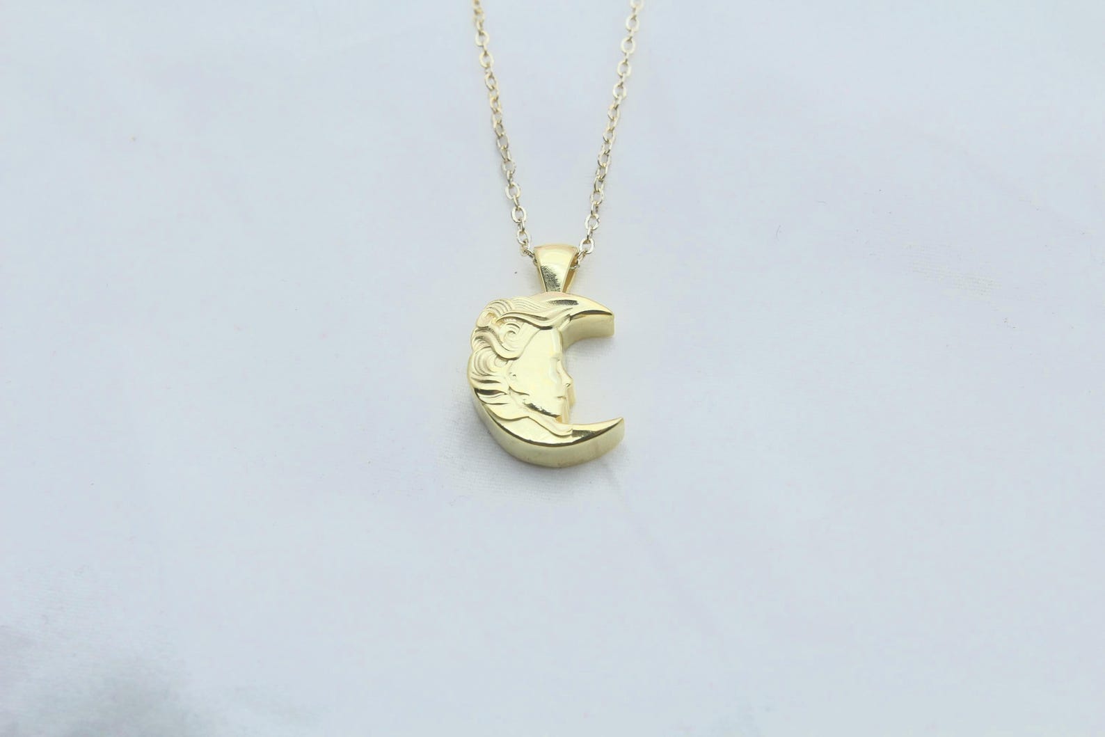 Lunar Goddess Silhouette Urn Necklace – 925 Sterling Silver Memorial Ash Pendant with Optional Engraving (16.5 mm)