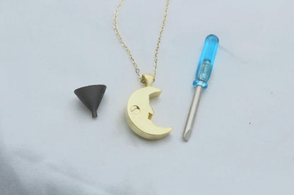 Lunar Muse Memorial Urn Necklace – 925 Sterling Silver Ash Pendant with Optional Engraving (16.5 mm)