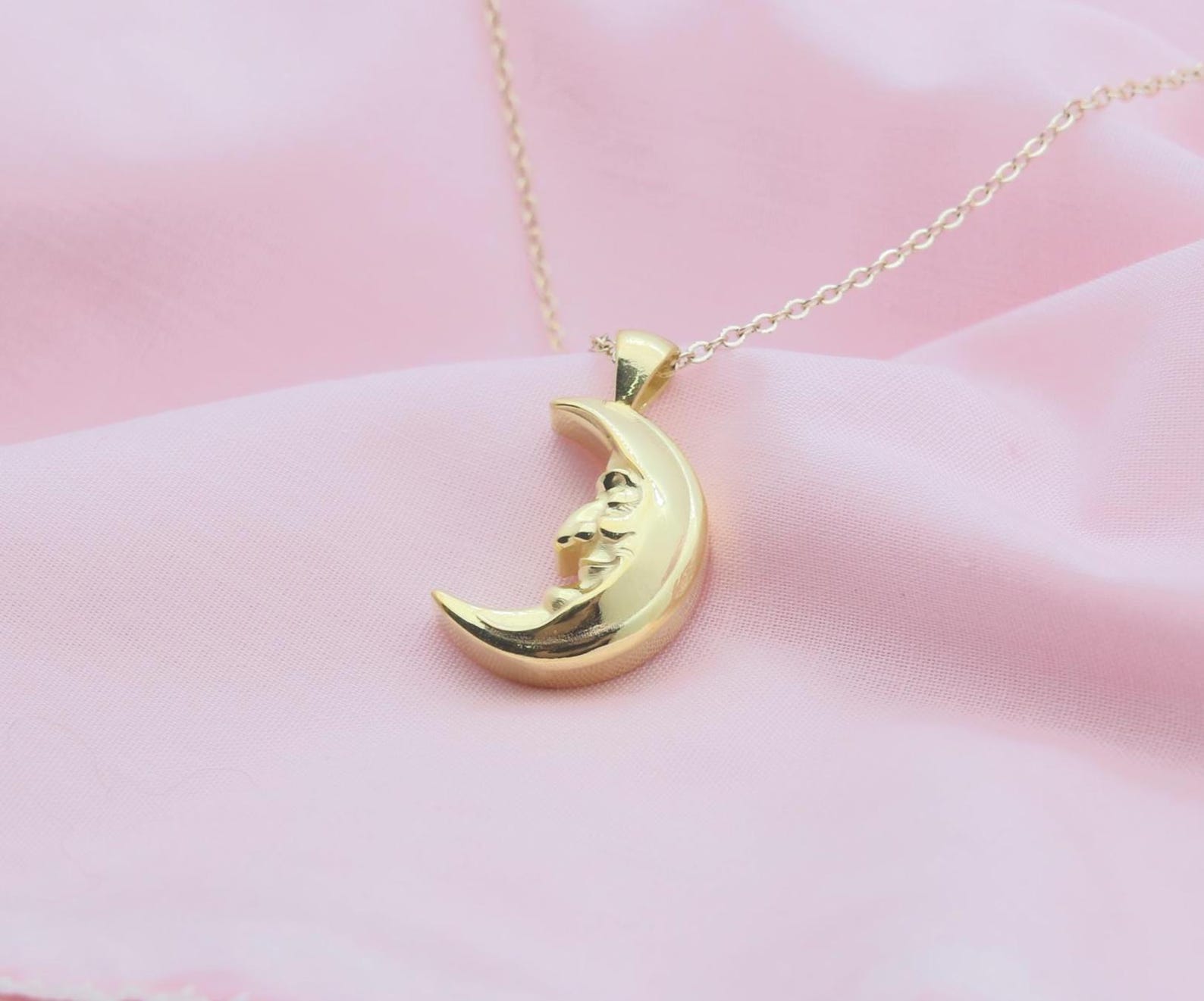 Lunar Muse Memorial Urn Necklace – 925 Sterling Silver Ash Pendant with Optional Engraving (16.5 mm)