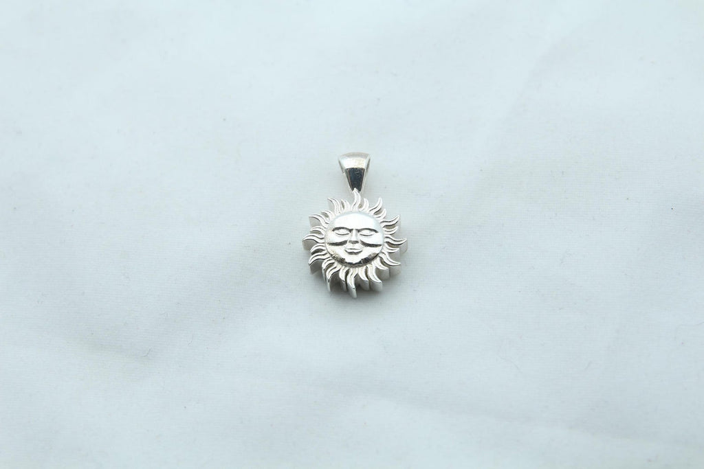 Radiant Sunfire Memorial Urn Necklace – 925 Sterling Silver Sun Ash Pendant with Optional Engraving (14 mm)