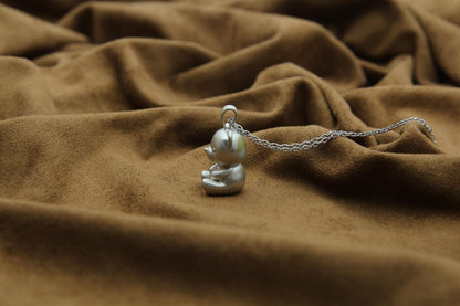 Bear Spirit Urn Necklace – 925 Sterling Silver Memorial Ash Pendant (18 mm)