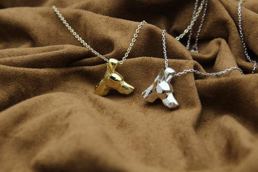 Doberman Spirit Urn Necklace – 925 Sterling Silver Dog Memorial Ash Pendant (17 mm)