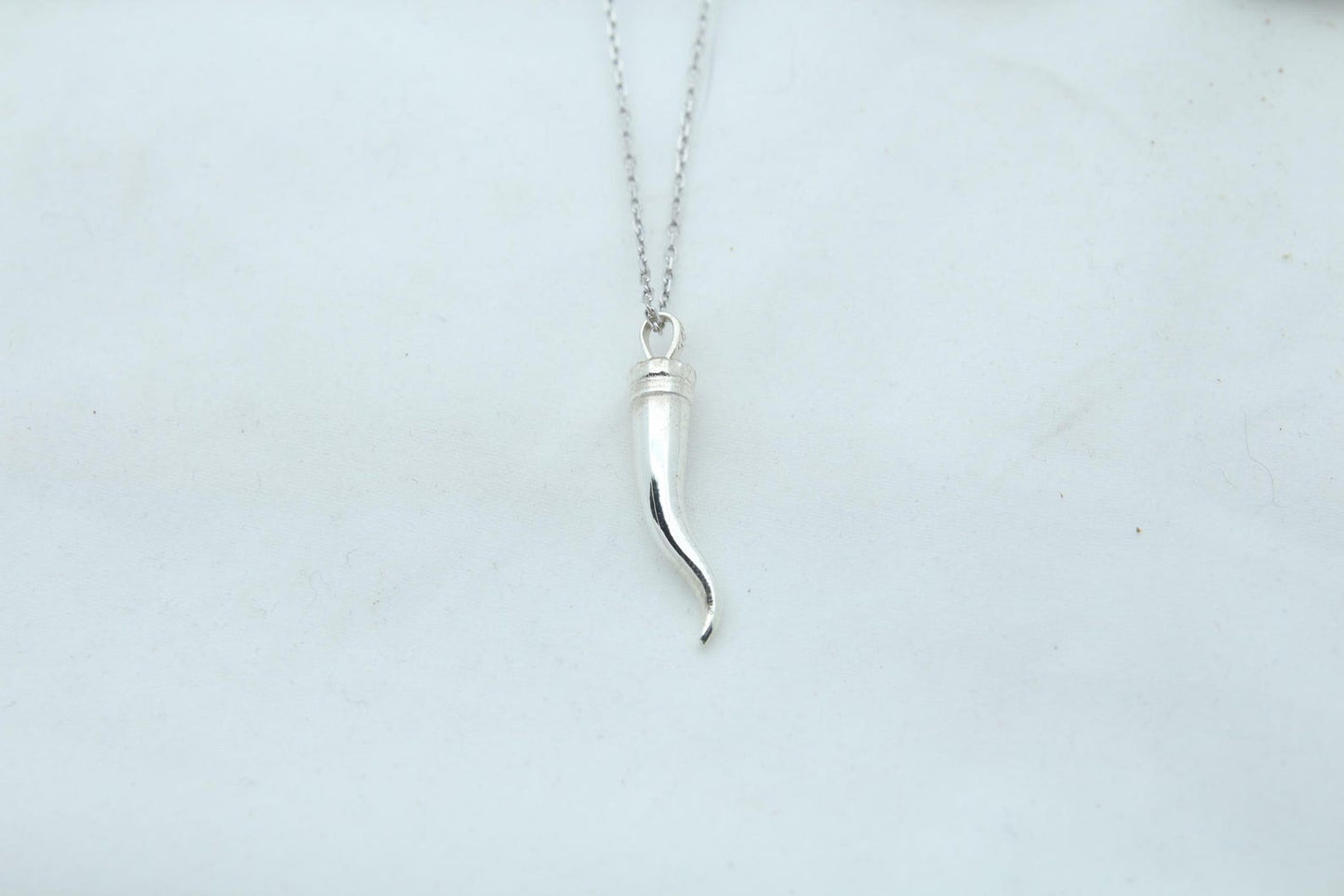 Italian Horn Cornicello Memorial Urn Necklace – 925 Sterling Silver Ash Pendant with Optional Engraving (26 mm)