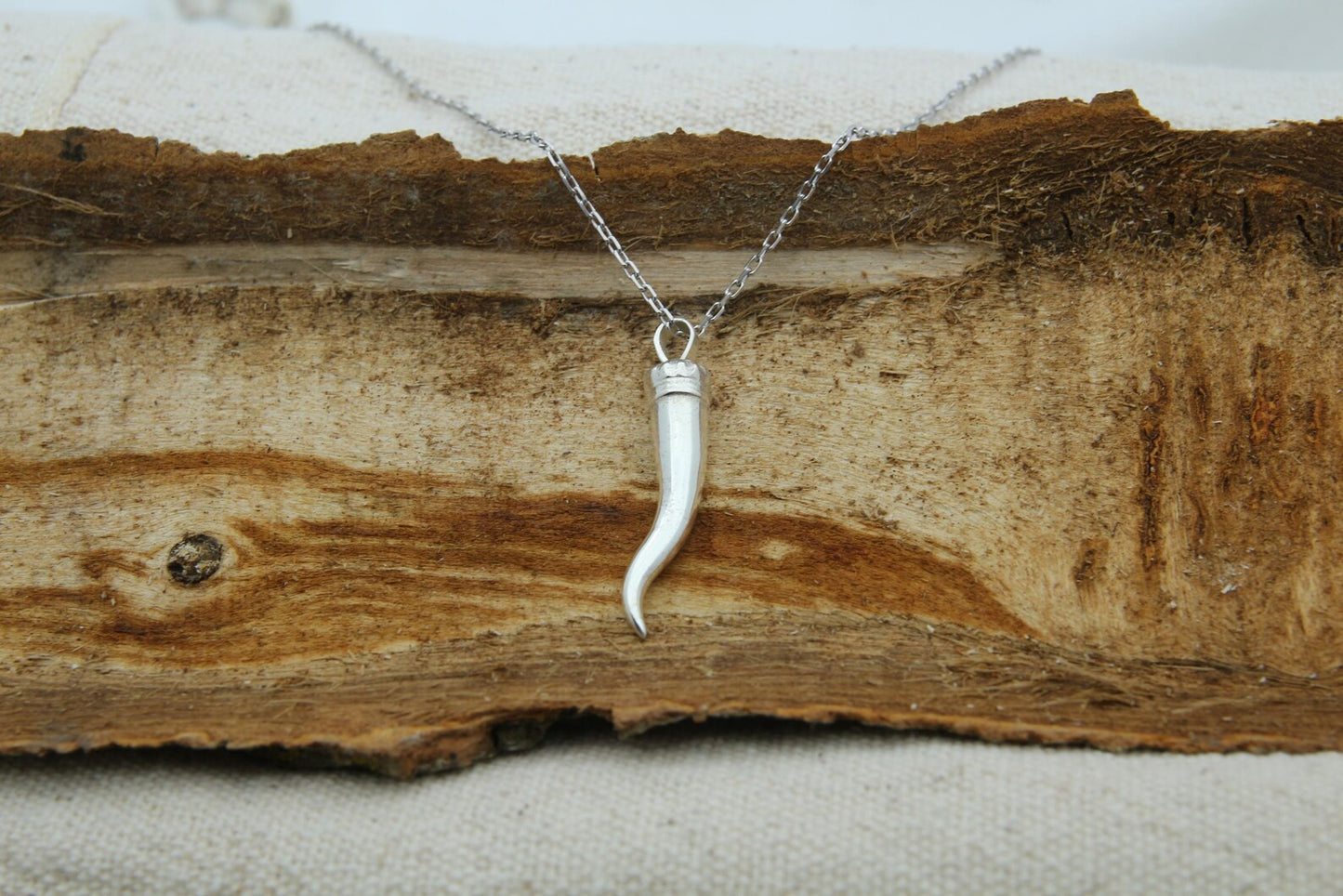 Italian Horn Cornicello Memorial Urn Necklace – 925 Sterling Silver Ash Pendant with Optional Engraving (26 mm)