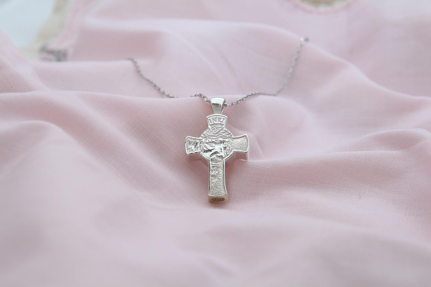 Divine Savior Urn Necklace – 925 Sterling Silver Jesus Cross Ash Pendant (24 mm)