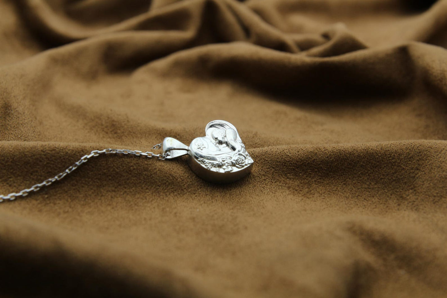 Mother & Child Heart Urn Necklace – 925 Sterling Silver Memorial Ash Pendant (16 mm)