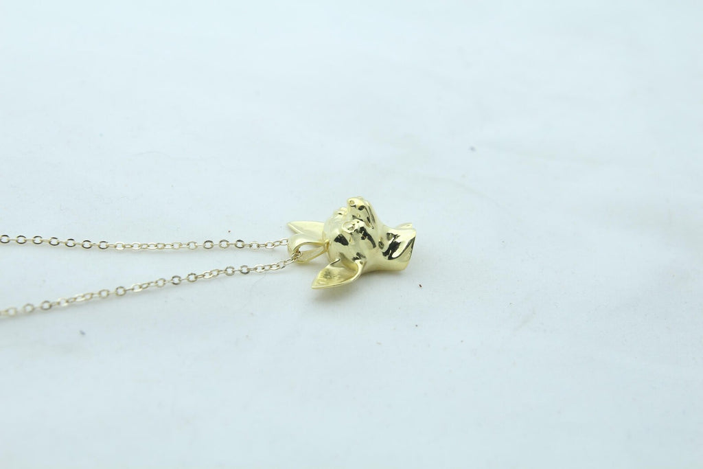 Tiny Companion Chihuahua Urn Necklace – 925 Sterling Silver Dog Ash Pendant with Optional Engraving (20 mm)