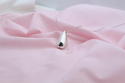 Teardrop Urn Necklace – 925 Sterling Silver Memorial Ash Pendant (16,20,26 mm)
