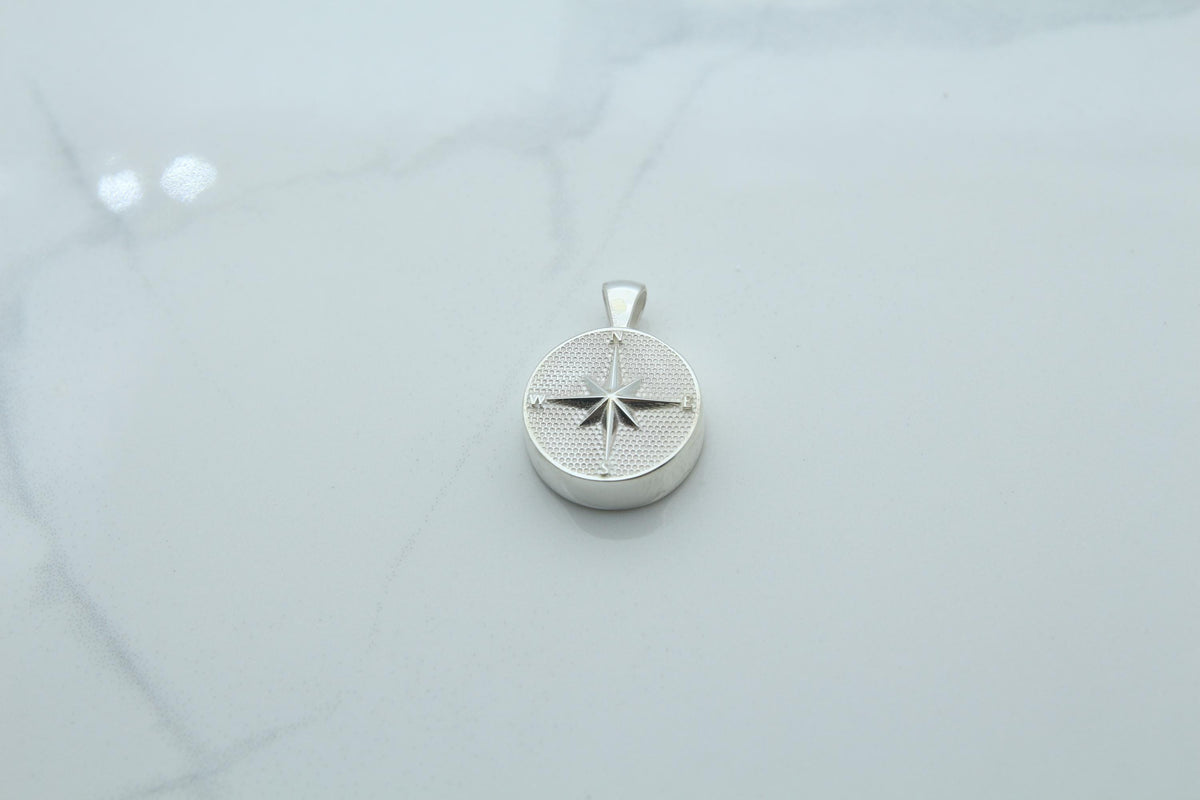 Compass Urn Necklace – 925 Sterling Silver Round Memorial Ash Pendant (15 mm)