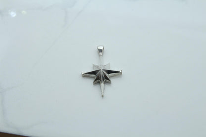 Compass Urn Necklace – 925 Sterling Silver Memorial Ash Pendant (25 mm)