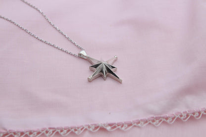 Compass Urn Necklace – 925 Sterling Silver Memorial Ash Pendant (25 mm)