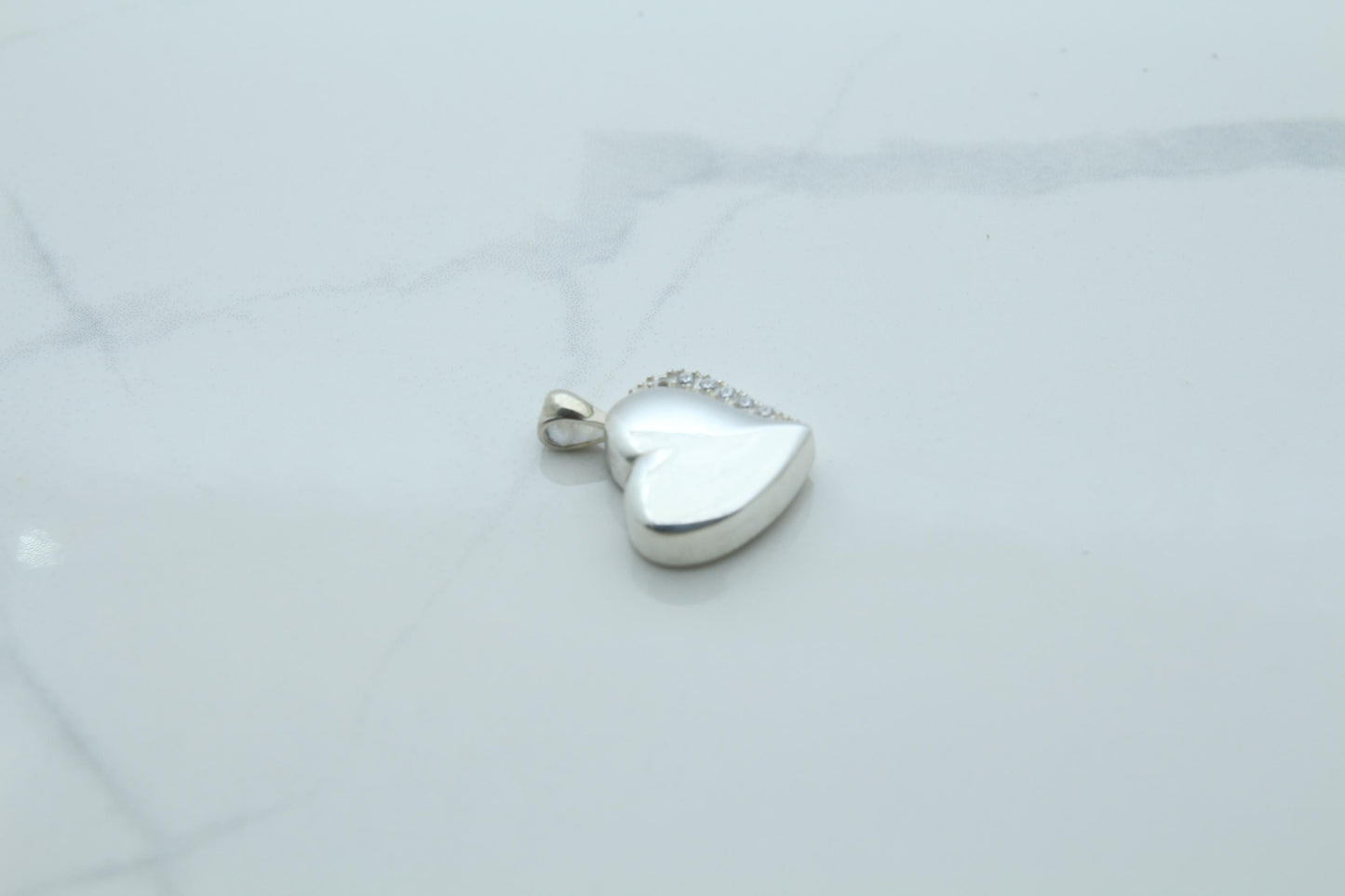 Heart Urn Necklace – 925 Sterling Silver Memorial Ash Pendant (15 mm) – Personalized Engraving Available