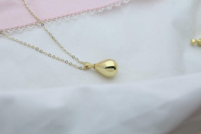 Elegant Teardrop Memorial Urn Necklace – 925 Sterling Silver Keepsake Pendant with Engraving Option (3 Sizes)