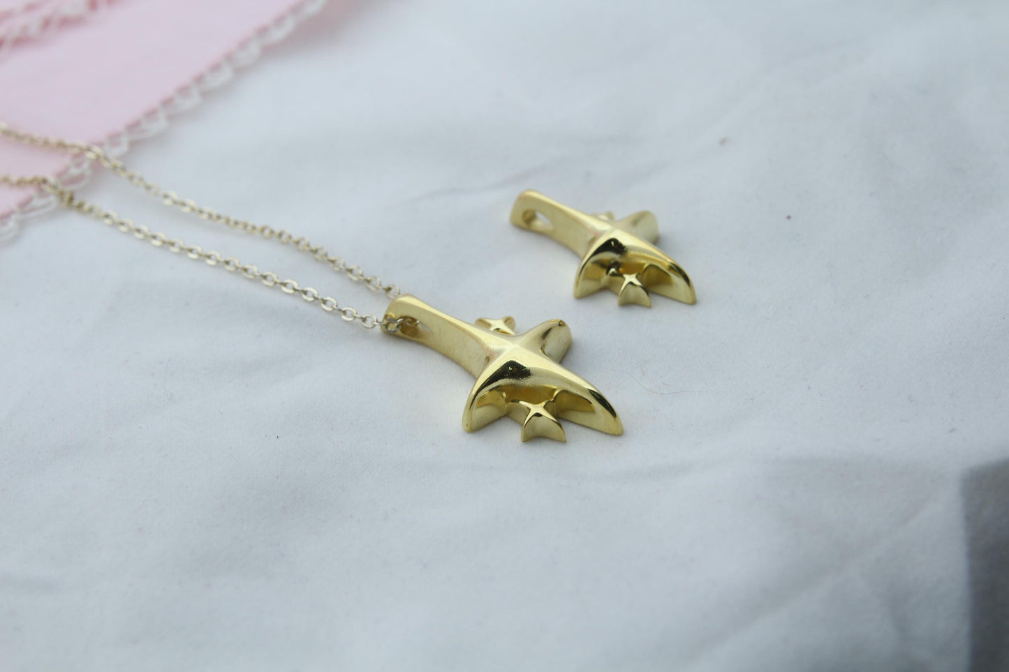 Eternal Polaris Urn Necklace – 925 Sterling Silver North Star Memorial Ash Pendant (26 mm & 32 mm)