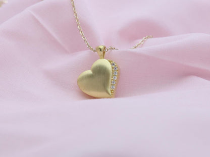 Sparkling Heart Urn Necklace with Zircon Stone – Personalized Engraving Option – 925 Sterling Silver Memorial Pendant (15 mm)