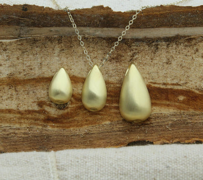 Elegant Teardrop Memorial Urn Necklace – 925 Sterling Silver Ash Holder Pendant – Custom Engraving Available