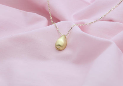 Elegant Teardrop Memorial Urn Necklace – 925 Sterling Silver Ash Holder Pendant – Custom Engraving Available