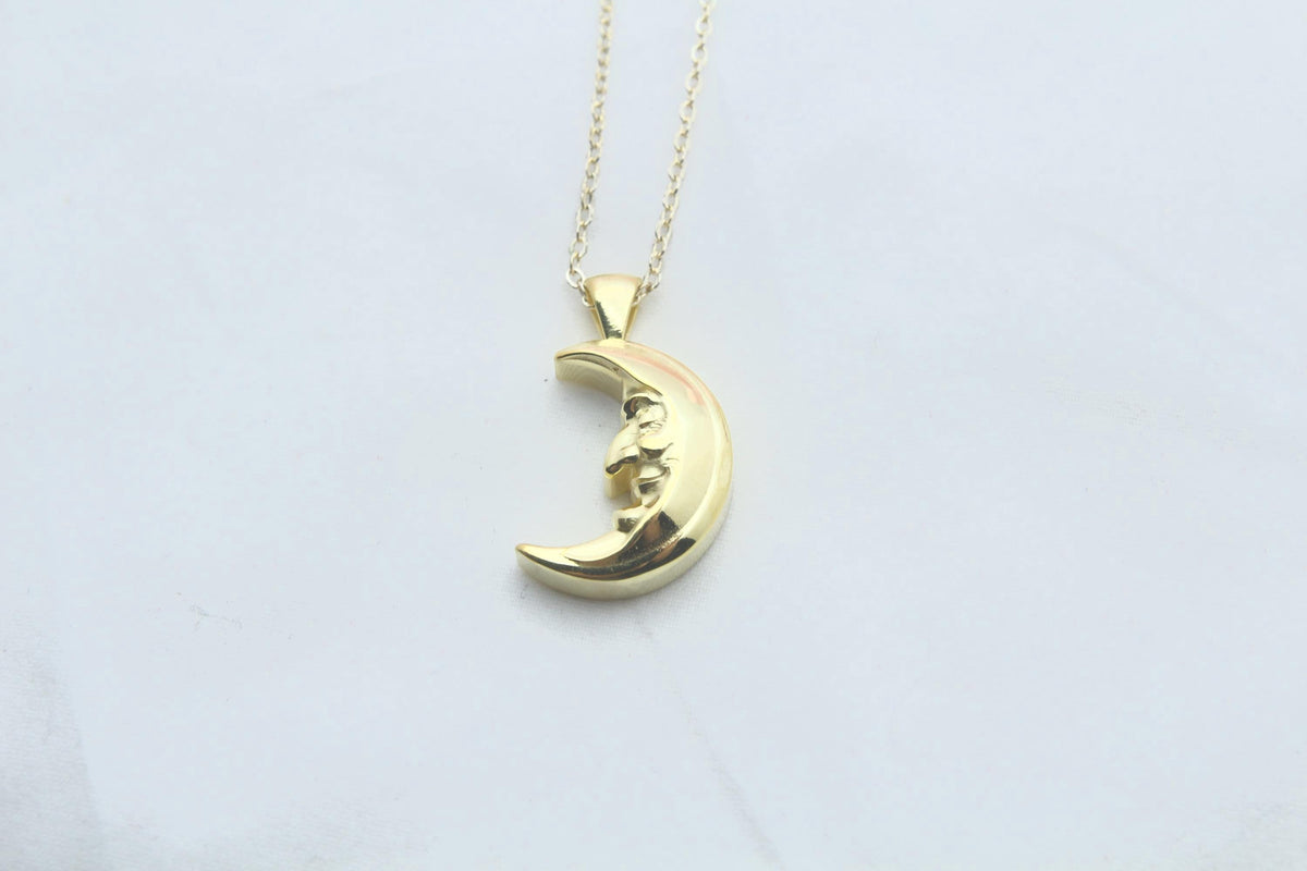 Lunar Muse Memorial Urn Necklace – 925 Sterling Silver Ash Pendant with Optional Engraving (16.5 mm)