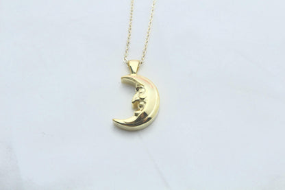 Lunar Muse Memorial Urn Necklace – 925 Sterling Silver Ash Pendant with Optional Engraving (16.5 mm)