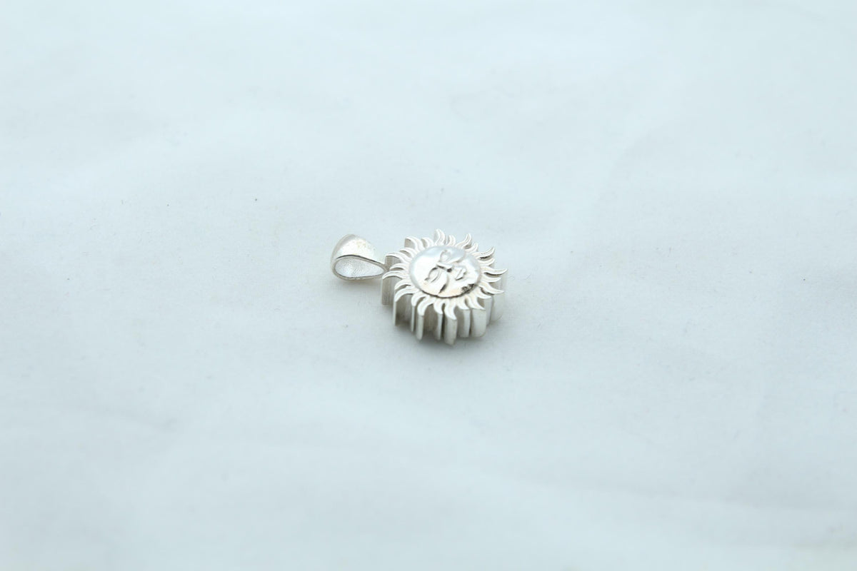Radiant Sunfire Memorial Urn Necklace – 925 Sterling Silver Sun Ash Pendant with Optional Engraving (14 mm)