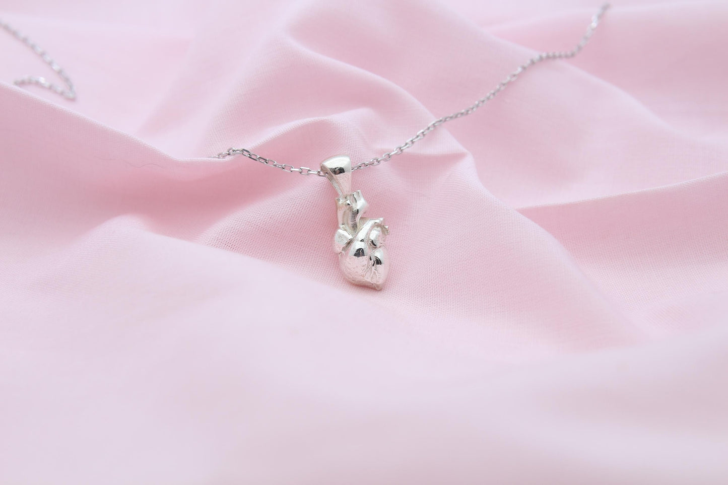 Anatomic Heart Memorial Urn Necklace – 925 Sterling Silver Anatomical Ash Pendant with (15 mm)