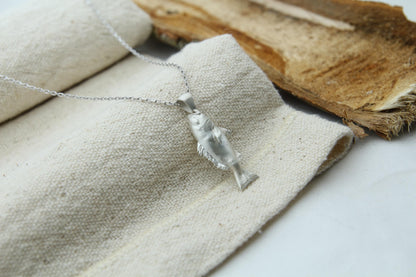 Ocean Whisper Fish Urn Necklace – 925 Sterling Silver Memorial Ash Pendant (27 mm)