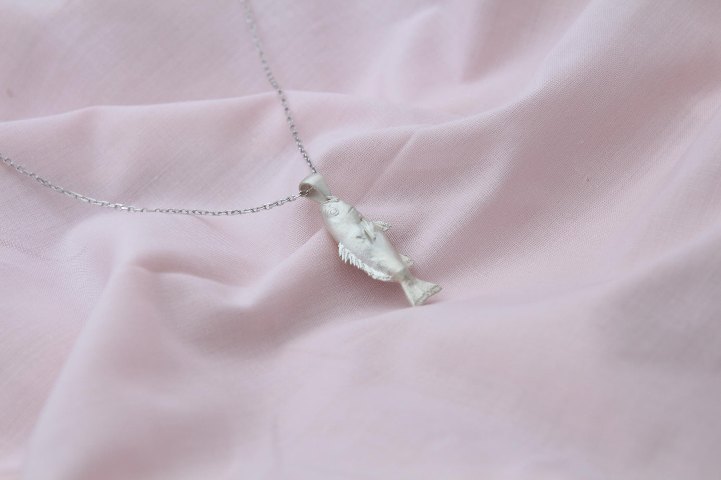 Ocean Whisper Fish Urn Necklace – 925 Sterling Silver Memorial Ash Pendant (27 mm)