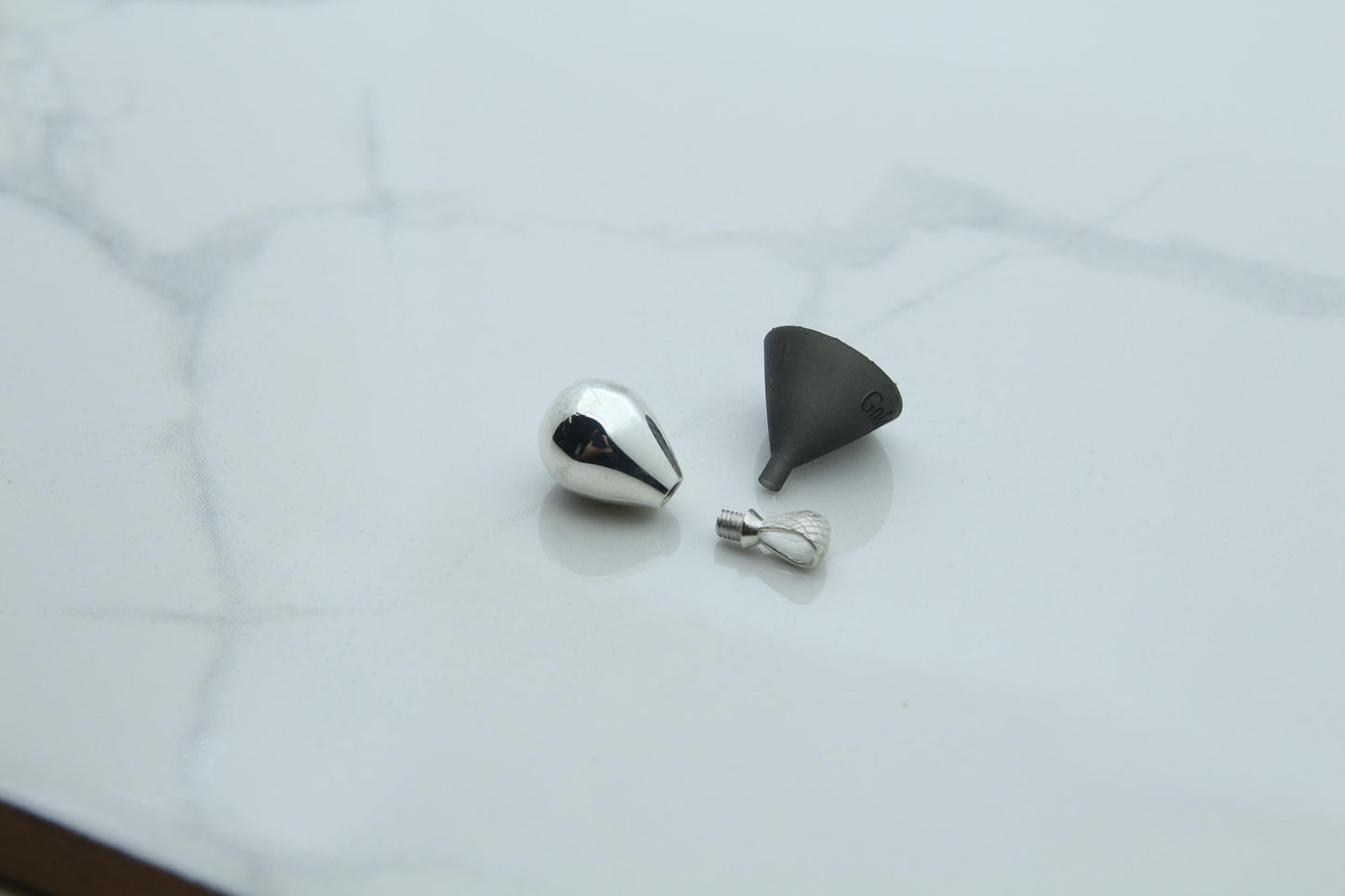 Tear Drop Urn Necklace – 925 Sterling Silver, Top-Loading Memorial Keepsake Pendant (3 Size Options)