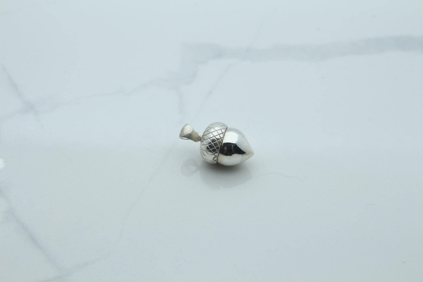 Acorn Urn Necklace – 925 Sterling Silver Memorial Keepsake Pendant (13.5 mm)