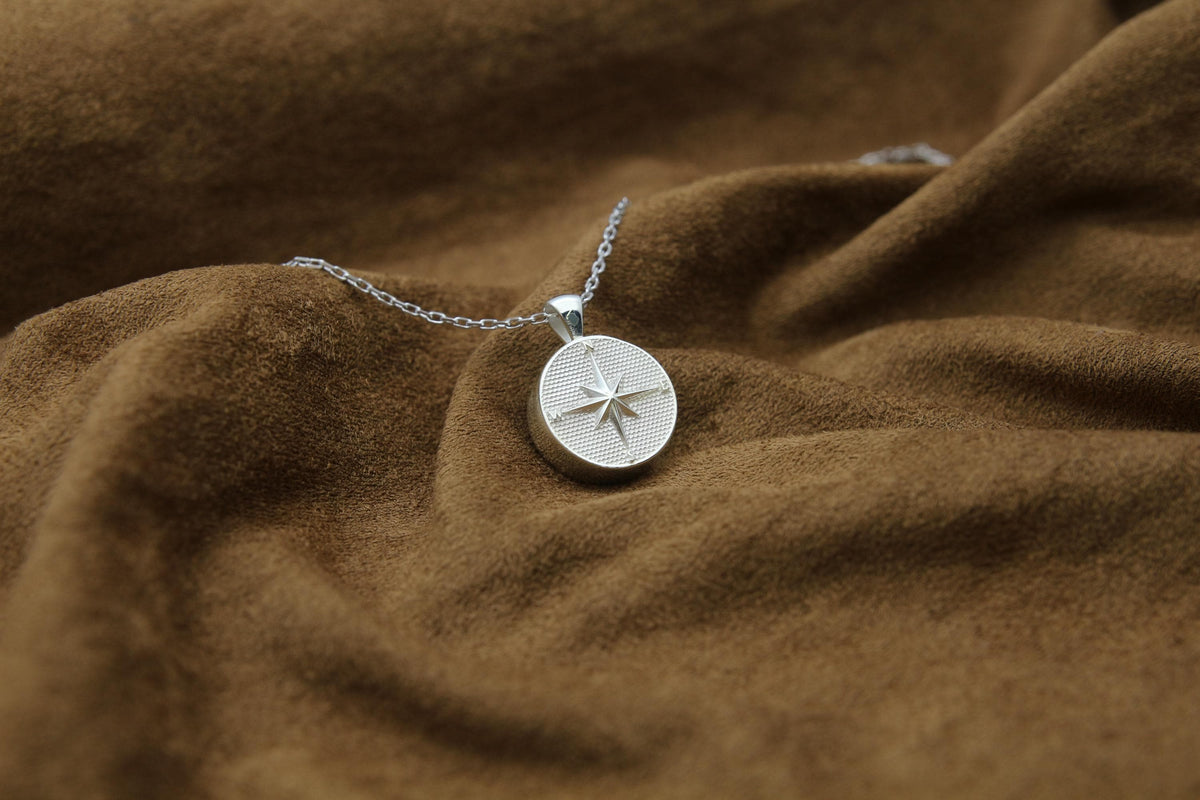 Compass Urn Necklace – 925 Sterling Silver Round Memorial Ash Pendant (15 mm)