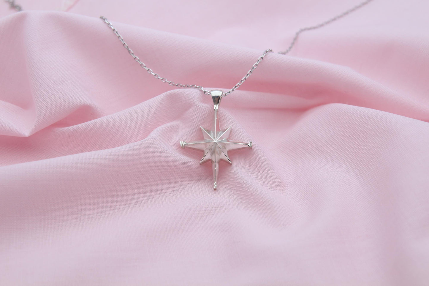 Compass Urn Necklace – 925 Sterling Silver Memorial Ash Pendant (25 mm)